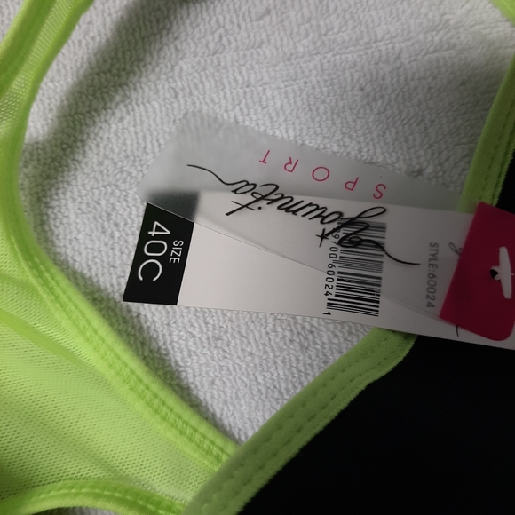 Ladies Sport bra - Picture 4 of 6